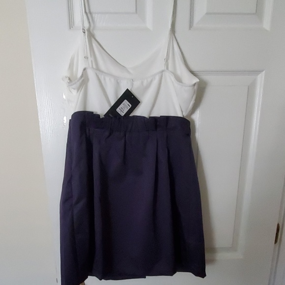 FASHION NOVA NAVY AND WHITE DRESS - Picture 2 of 3
